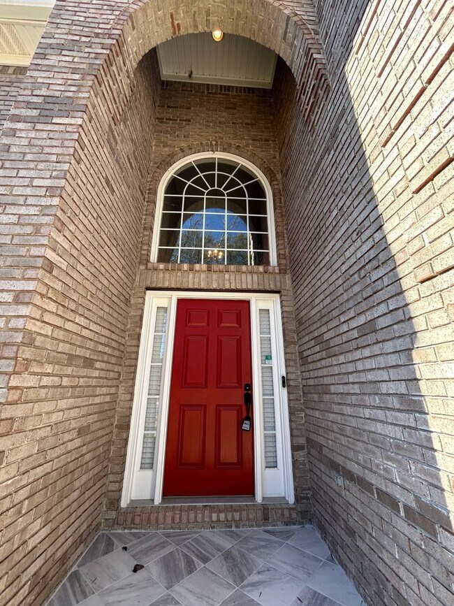 Building Photo - Executive Rental in West Rome $2,595