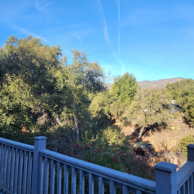 Building Photo - Ojai rental available now! Spacious 2-bedr...