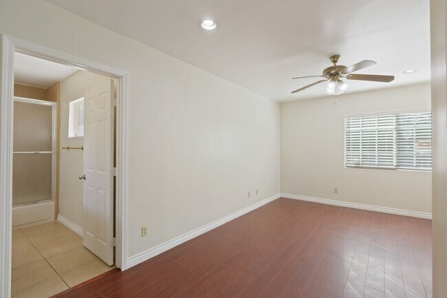 Building Photo - Spacious Mission Hills Home – Modern Comfo...