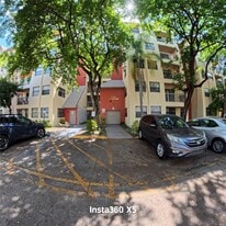 Building Photo - 8120 Geneva Ct