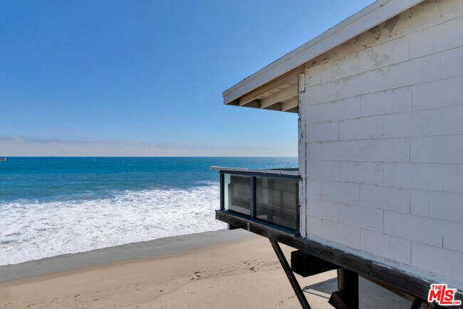 Building Photo - 24528 Malibu Rd
