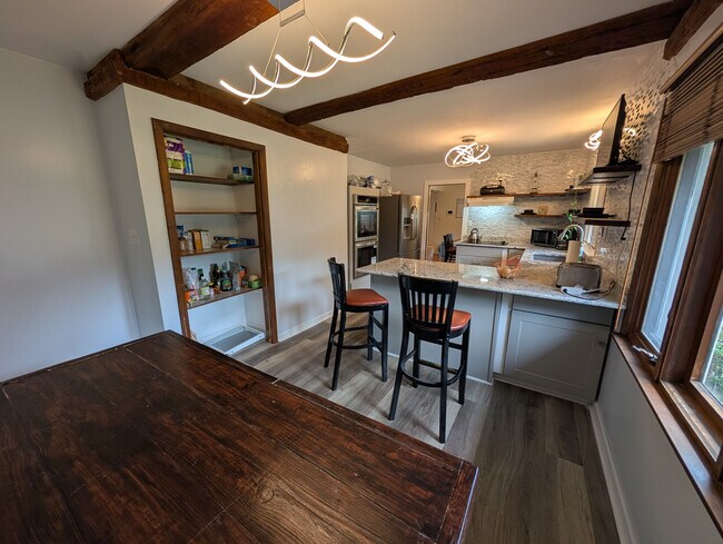 Building Photo - Room in Single Family Home on Ranson Rd
