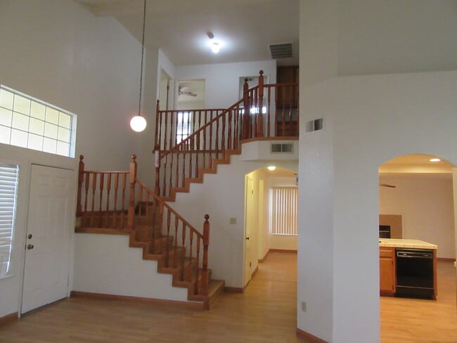 Building Photo - 7908 Tule Creek Ct