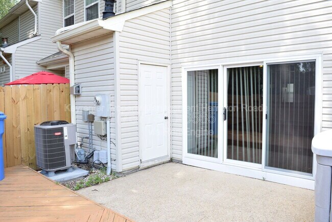Building Photo - 310 Cobb Island Ct