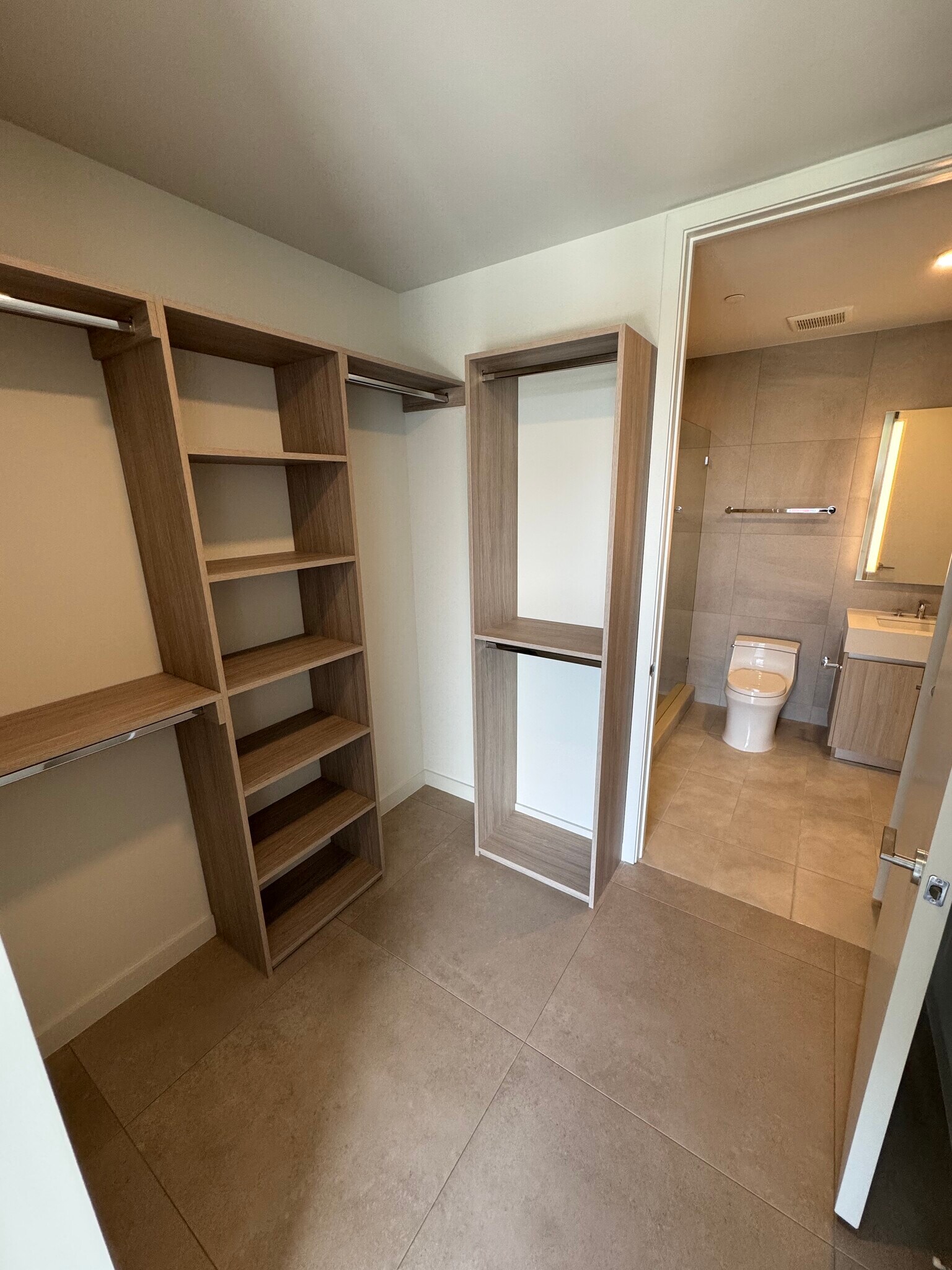 Building Photo - 160 NW 27th St