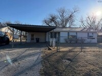 Building Photo - 1019 Harris Ln