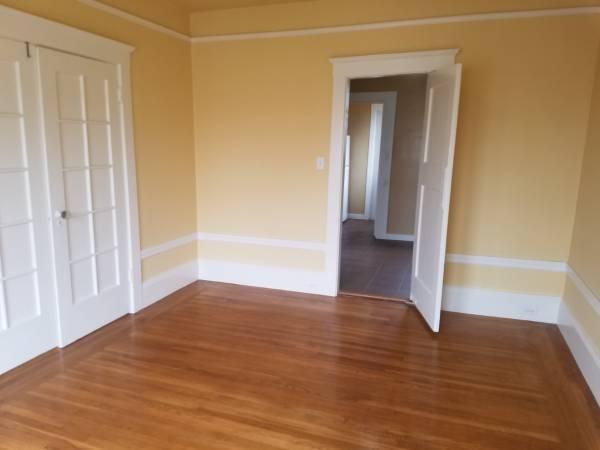 Building Photo - 2 bedroom in San Francisco CA 94121