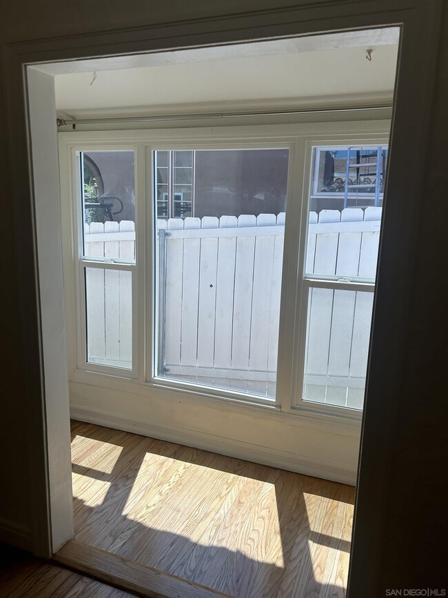 Building Photo - 4734 Biona Dr