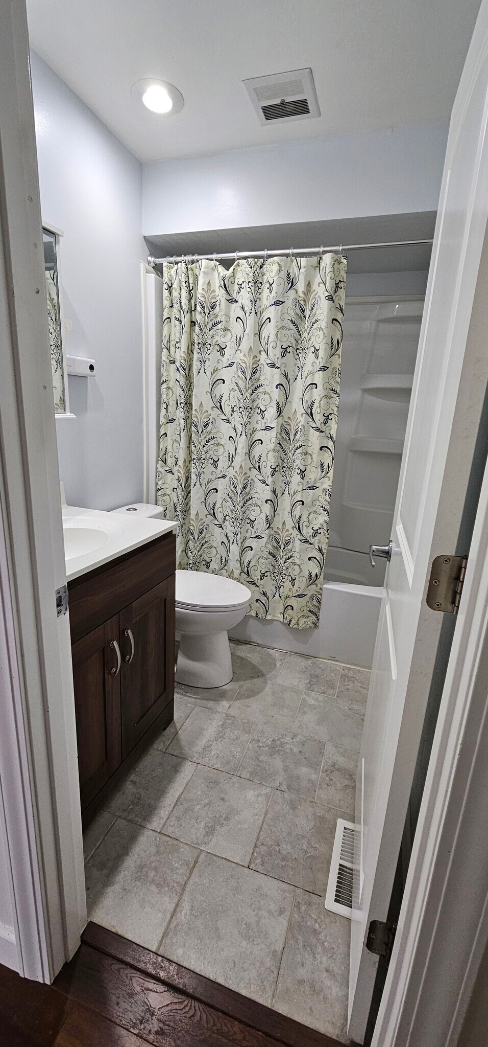 Building Photo - 1063 Willow Brook Dr