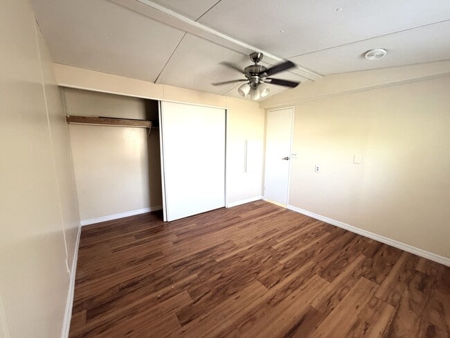 Building Photo - FIRST MONTH'S RENT FREE! 2/1.5 IN SPRINGWO...
