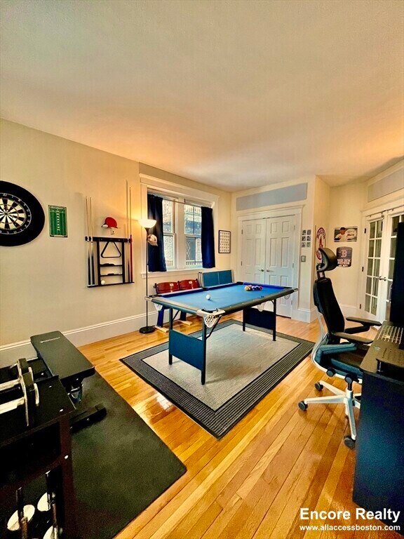 Building Photo - 66 Marshal St