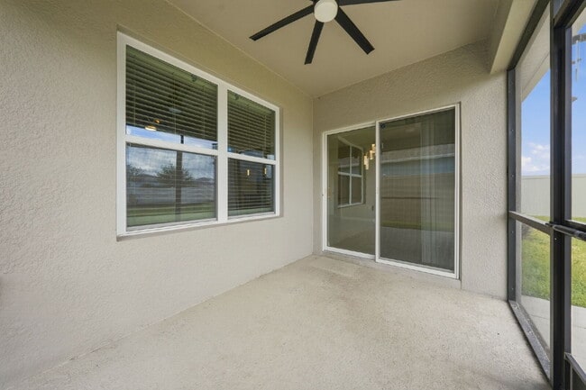 Building Photo - Three Bedroom, 2 Bathroom single family home with 2 Car Garage.