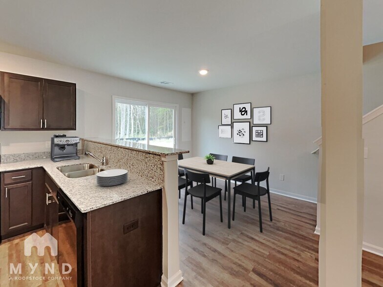 Building Photo - 37 Brown Thrasher Ct