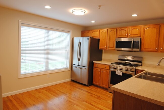 Building Photo - 109 Overlook Cir