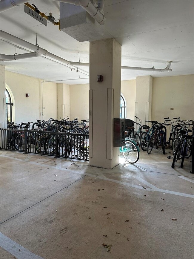 Building Photo - 3055 NW 126th Ave