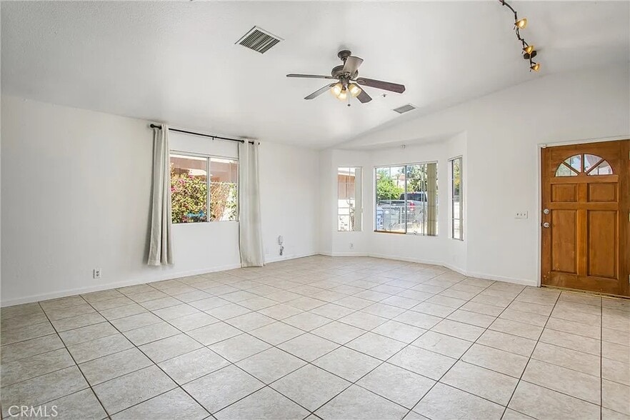 Building Photo - 66569 Acoma Ave