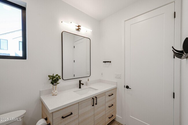 Building Photo - 6329 N 10th Dr