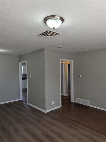 Building Photo - 2105 Forest Ave