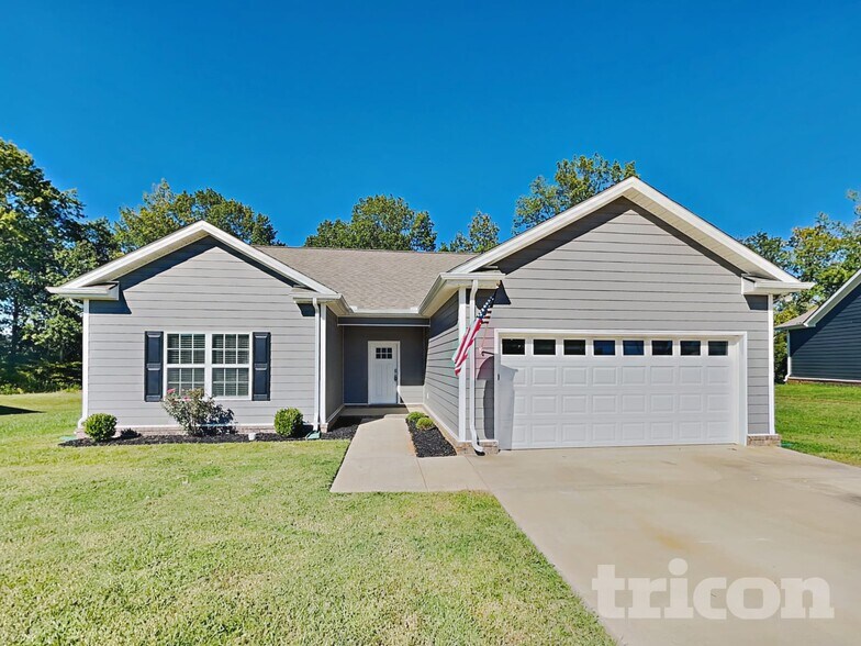 Building Photo - 831 Ellyson Dr
