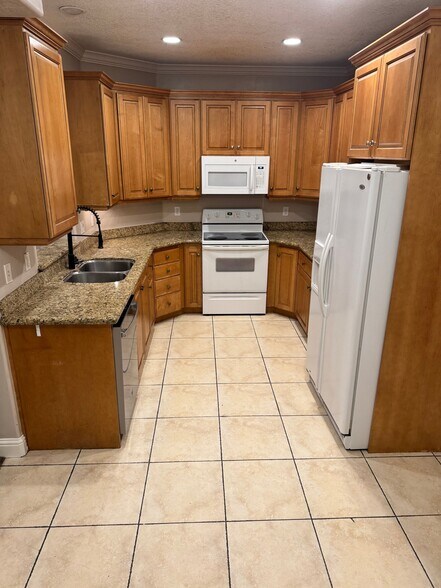 Building Photo - 203 N 1200 W