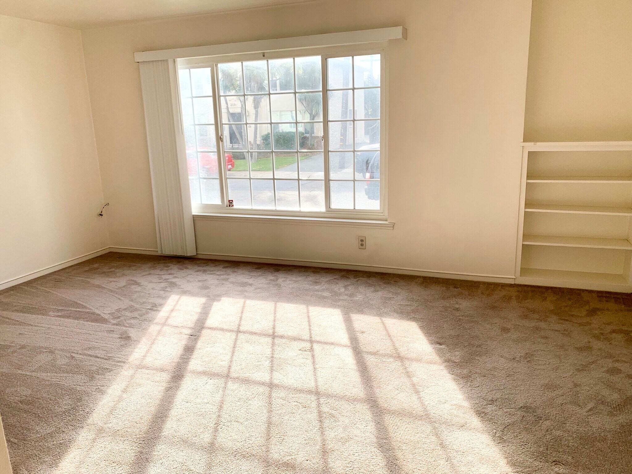 Living Room - 216 Paramount Dr