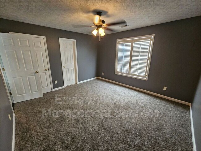 Building Photo - 192 Ashley Dr