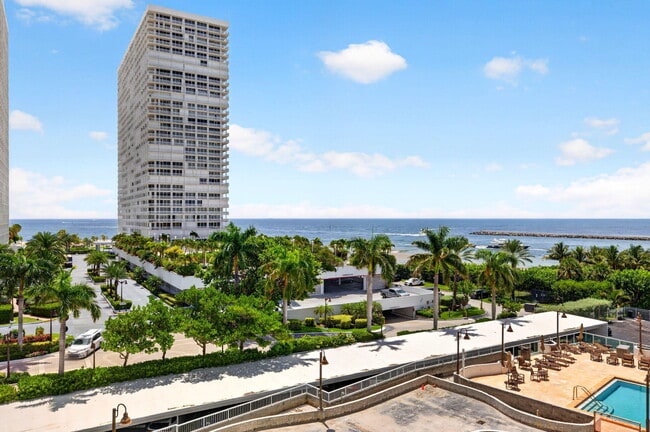 Building Photo - 2000 S Ocean Dr