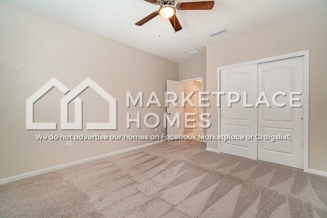 Building Photo - 11033 Stapleton Dr