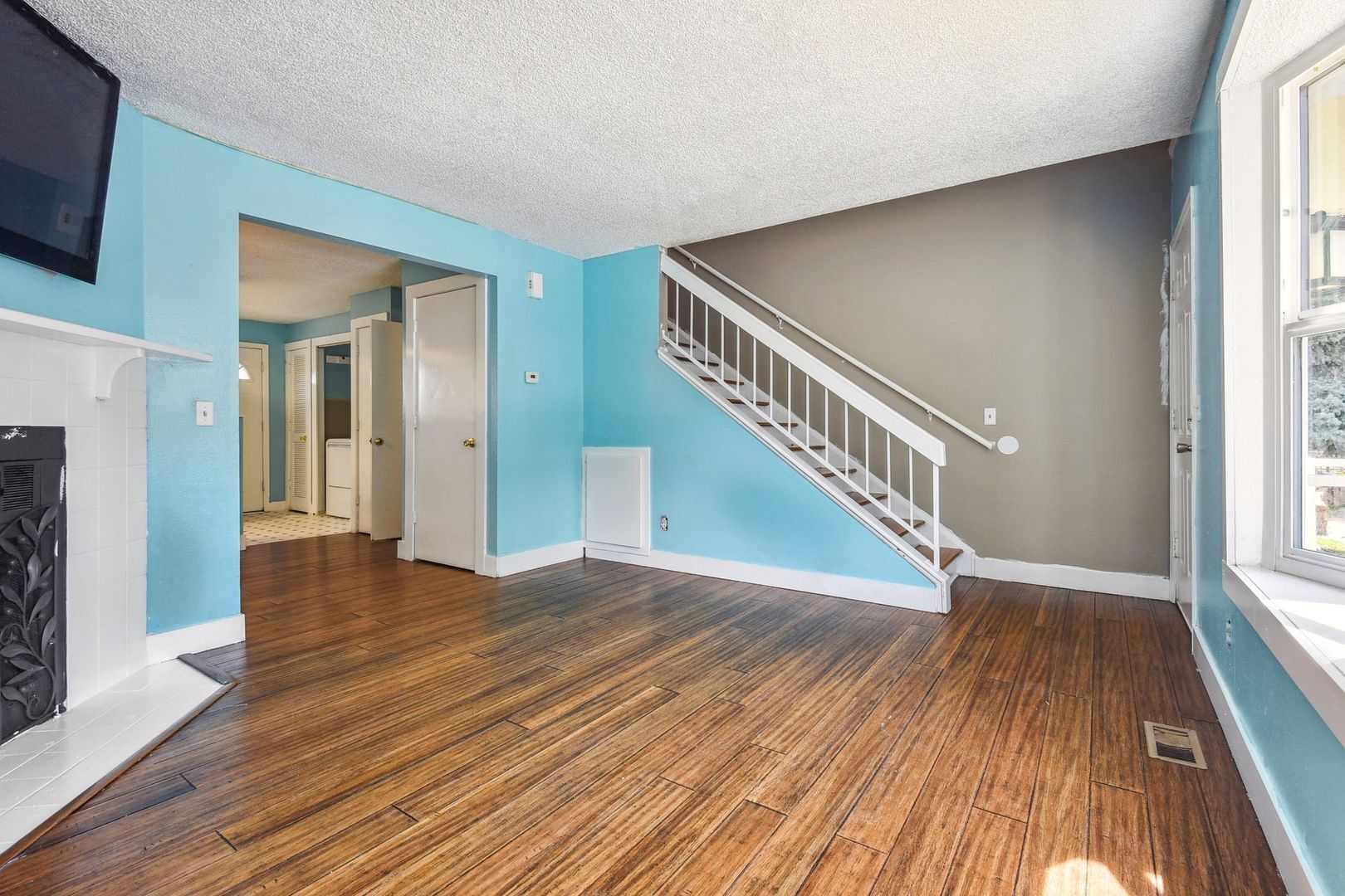 Building Photo - 8218 Washington St