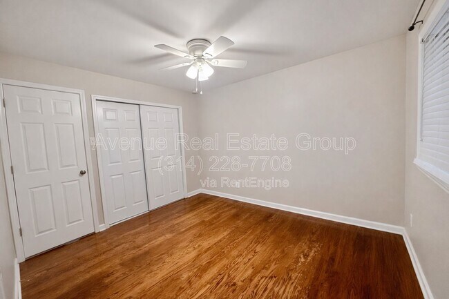 Building Photo - 1715 Dover Trace Dr