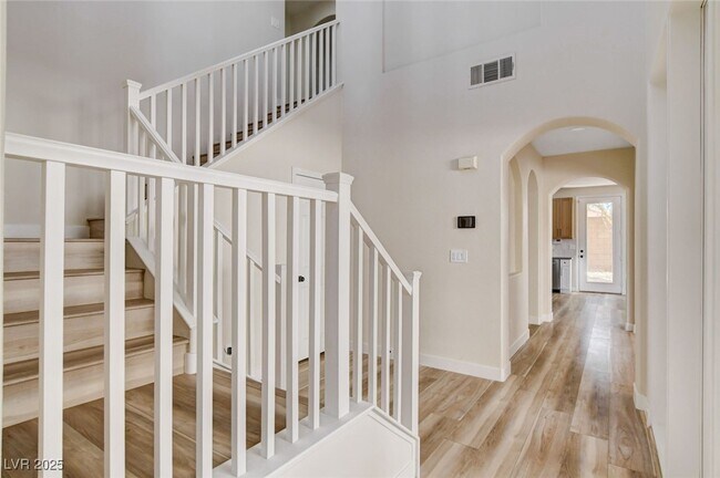 Building Photo - 177 Rocky Star St