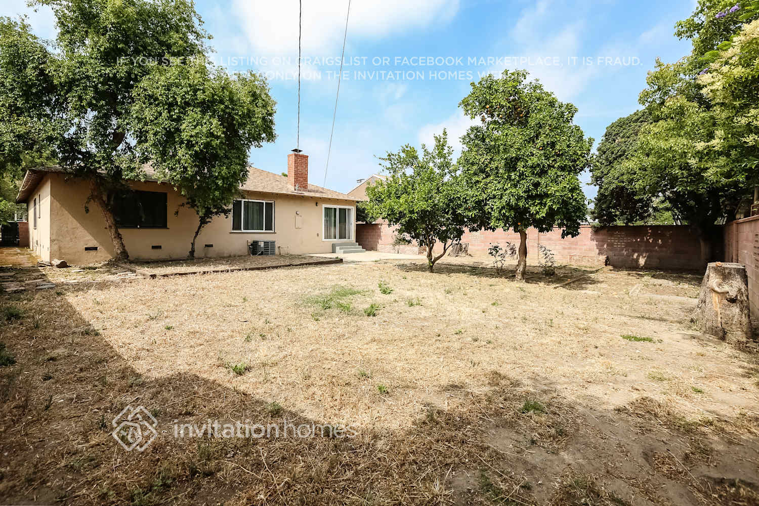 Building Photo - 15040 Valerio St
