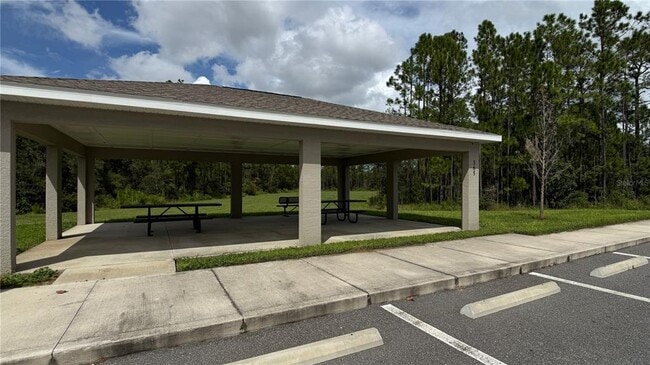 Building Photo - 1337 Cascade Dr