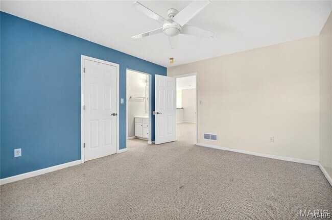 Building Photo - 811 Wheaton Way