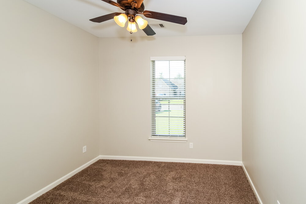 Building Photo - 125 Clay Hills Dr