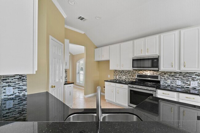 Building Photo - 2118 Louetta Spring Dr