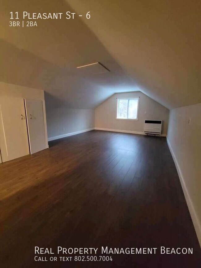 Building Photo - 11 Pleasant St