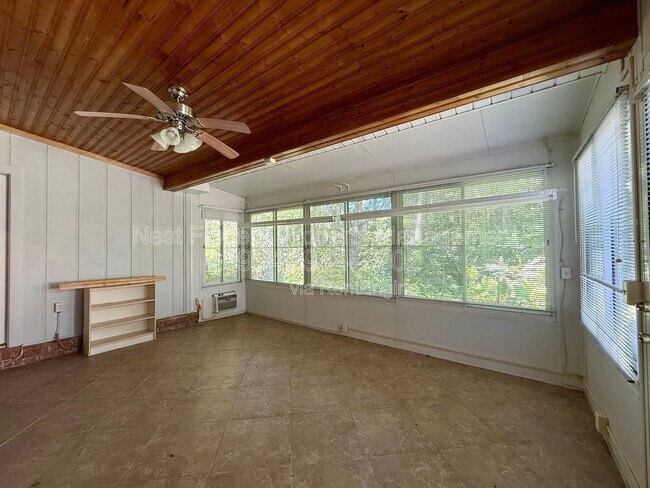 Building Photo - 2217 Hammock Oaks Dr N