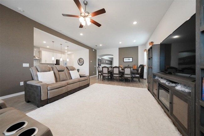 Building Photo - 1225 Woodflower Dr