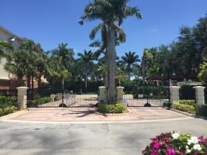 Primary Photo - 9825 Baywinds Blvd