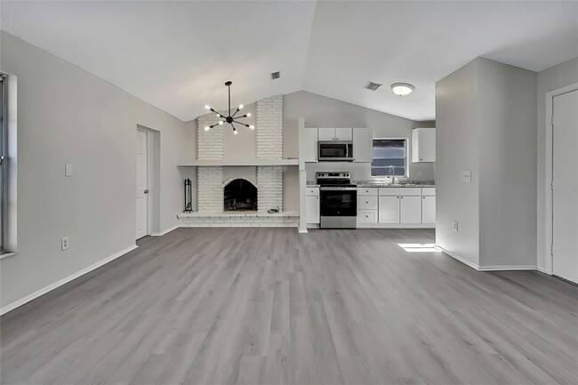 Building Photo - 3332 Vorden St