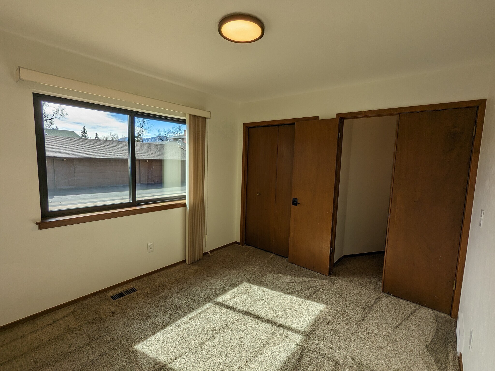 Bedroom 2 - 525 Manhattan Dr