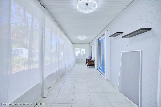 Building Photo - 4706 Mercado Dr