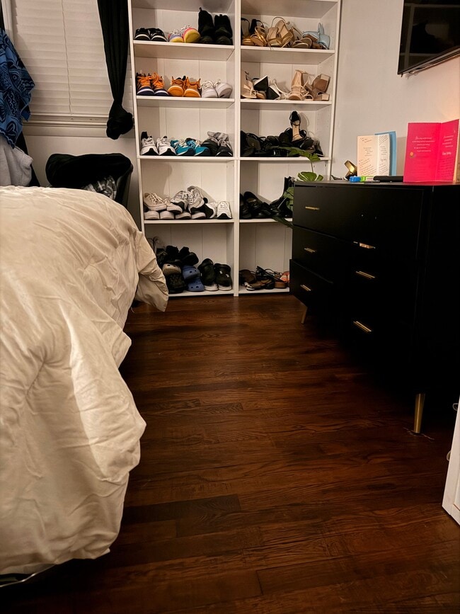 Building Photo - 4845 Red Fox Dr