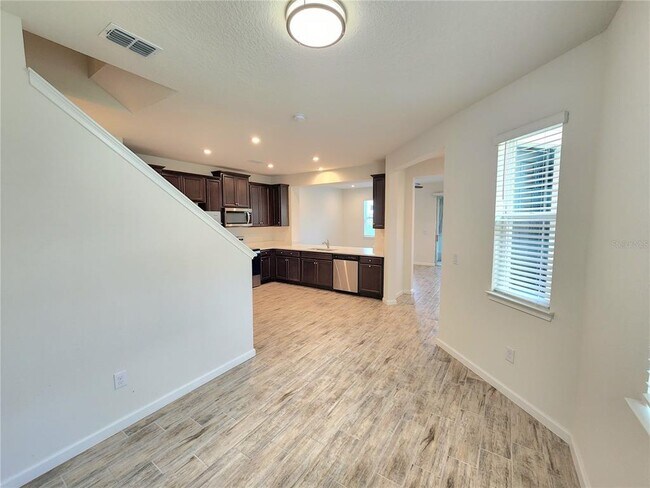 Building Photo - 5543 Pleasantview Ct