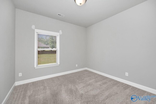Building Photo - 207 Blackwood Dr NW