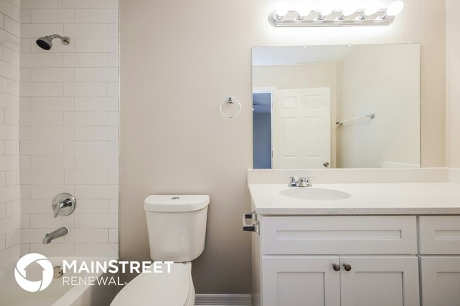 Building Photo - 2814 72nd St W