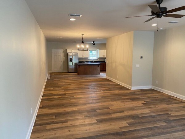 Building Photo - 711 Ewing Blvd