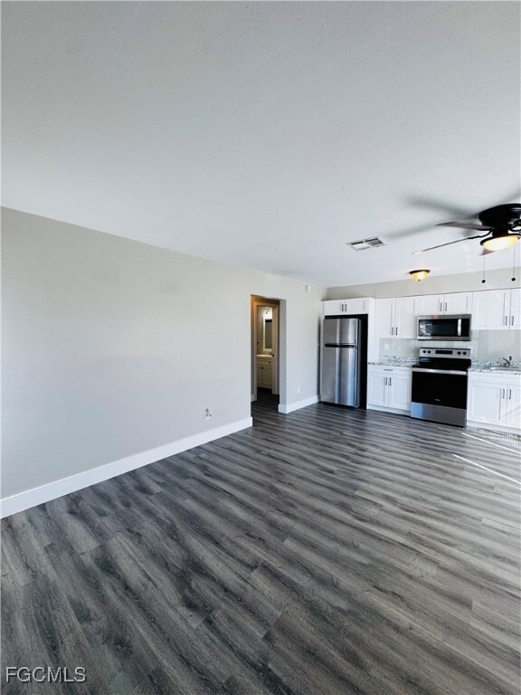 Building Photo - 4107 SE 18th Pl