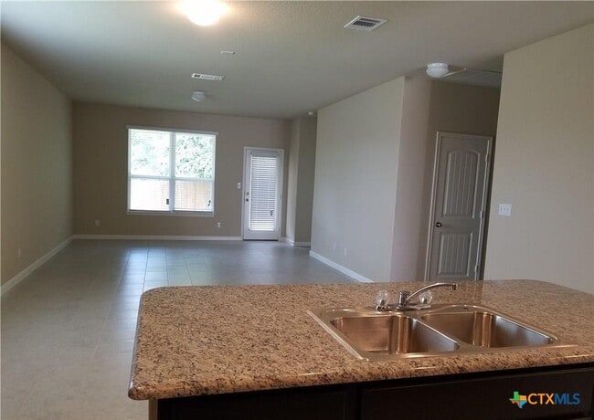 Building Photo - 2037 Flintshire Dr